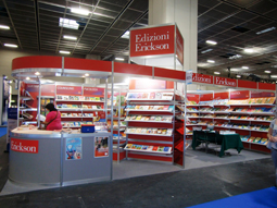 Stand a ripiani inclinati Fiera Libro Torino